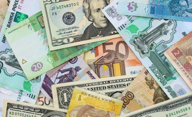 فرایند کاهشی نرخ رسمی یورو و پوند، قیمت 10 ارز ملی ثابت ماند