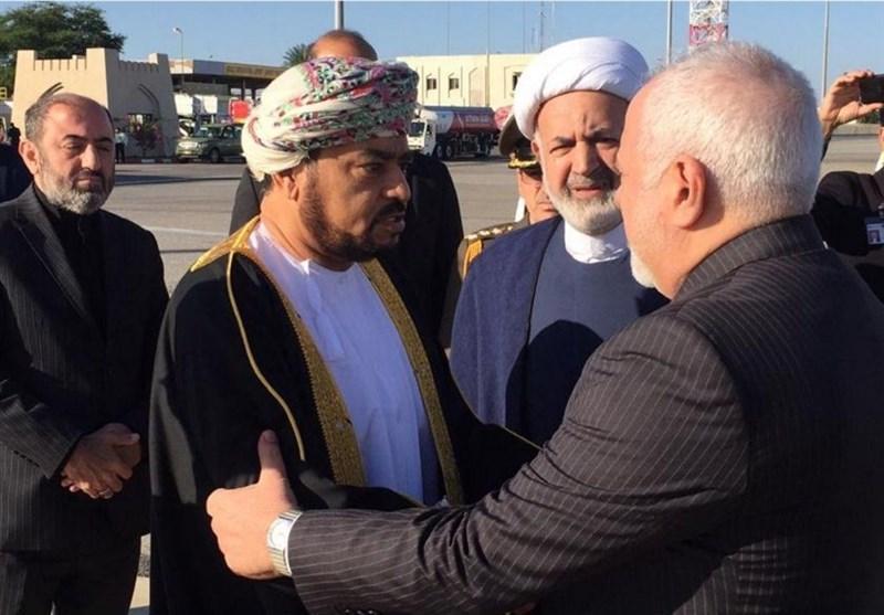 ظریف وارد مسقط شد ظریف وارد مسقط شد
