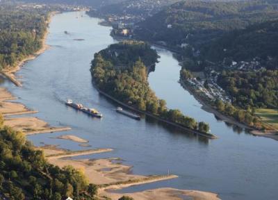 بحران در آلمان؛ خشک شدن رود راین و کورشدن جهت انتقال نفت