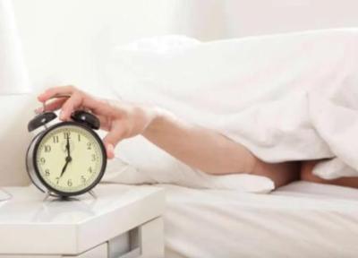 چرا وقتی خواب می مانیم، به سختی می توانند بیدارمان نمایند؟